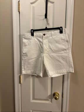 Mens J Crew White Cotton Bermuda Shorts  7” inseam size 32